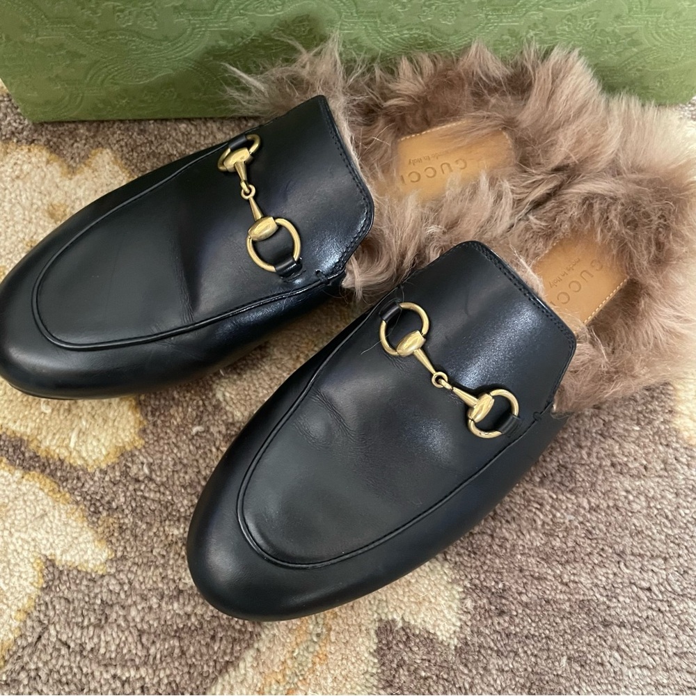 Gucci Princetown Fur Loafers - Picture 4 of 11